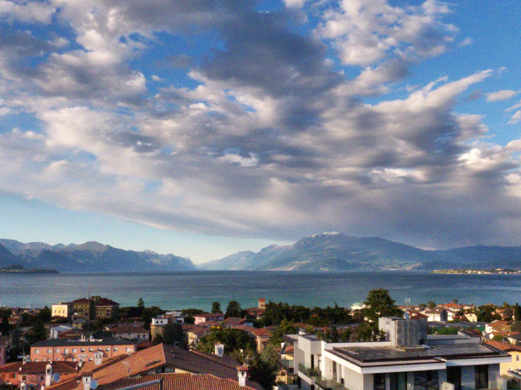 Lake View Penthouse Desenzano 1024×768